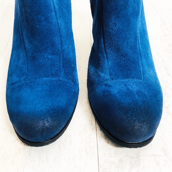 Vince Camuto Graysen Suede Booties - Picture 4 of 8